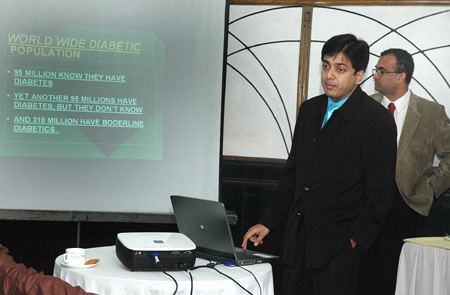 Dr. Rajay Narayan, UK Coordinator of the meet 